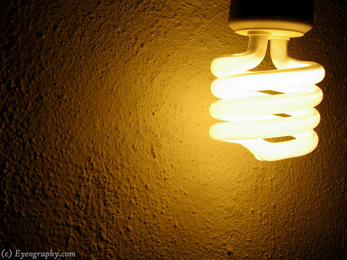 La Econológica Diferencias entre LED y bombillas de bajo -